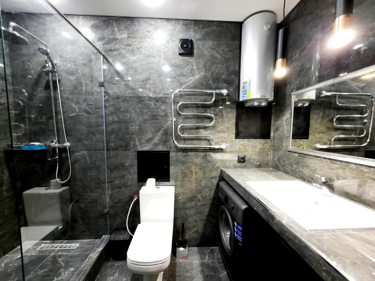Исы Байзакова 133 Apartment Pavlodar Ngoại thất bức ảnh