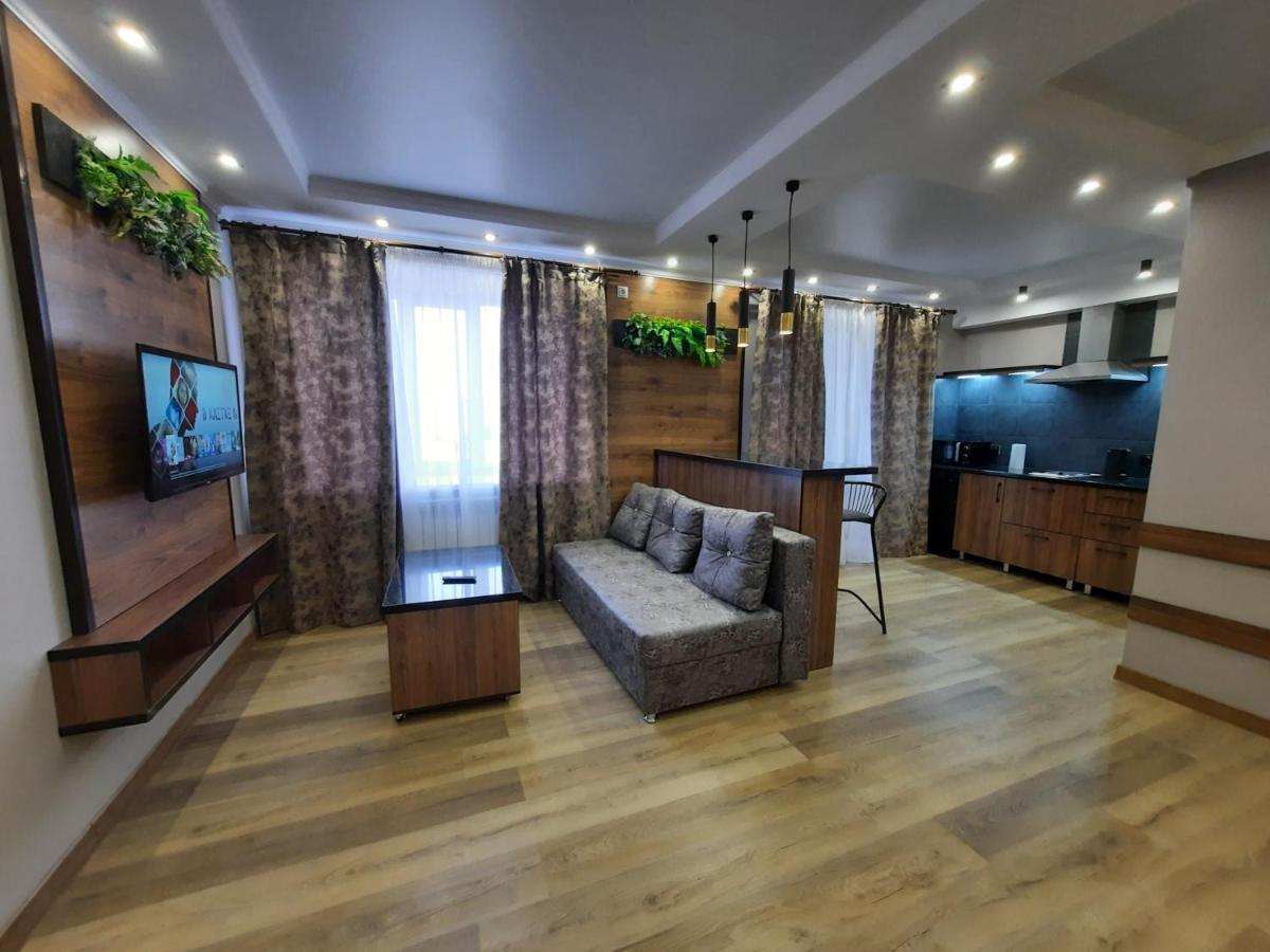 Исы Байзакова 133 Apartment Pavlodar Ngoại thất bức ảnh